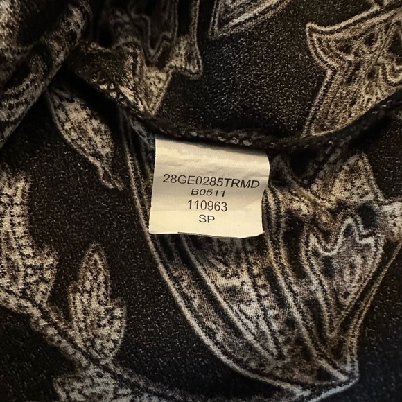 Day trip boho black blouse full zip size L - Picture 5 of 5